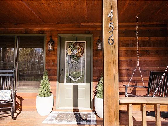 4th image of 456 Noelle Ln