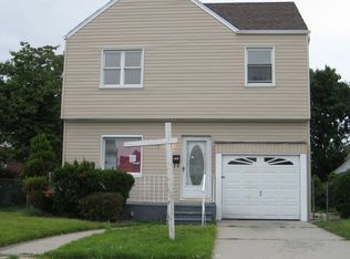 11950 227th St, Cambria Heights, NY 11411