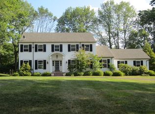 16 Heather Hill Way, Mendham, NJ 07945