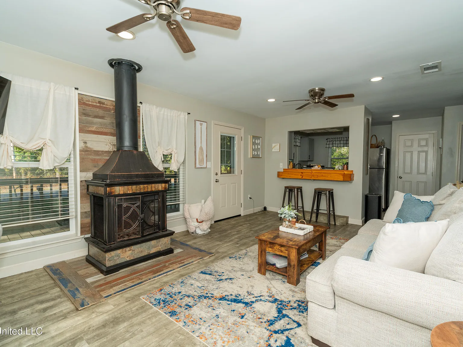 1 bed, 1.0 bath, 791 sqft, $1,200 — Photo 4