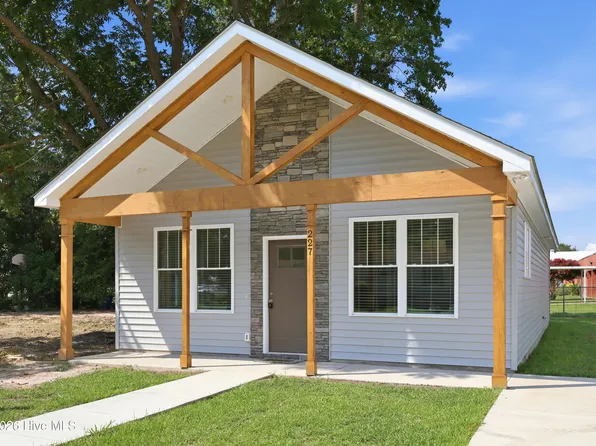 227 Hammond Street, Winterville, NC 28590
