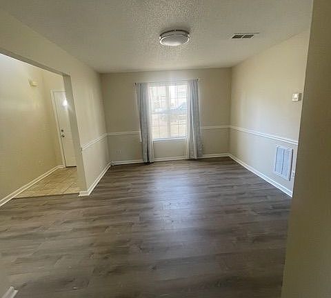 4th image of 6469 Brenda Ann Dr