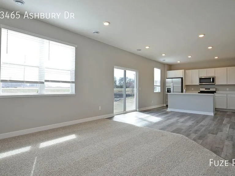 23465 Ashbury Dr — Photo 9