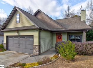 38 Cedar Brook Ct, Greenville, SC 29611