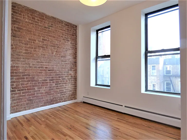 526 E 85th St #5C — Photo 1