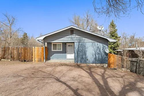 38 W Navajo St #B Photo 1