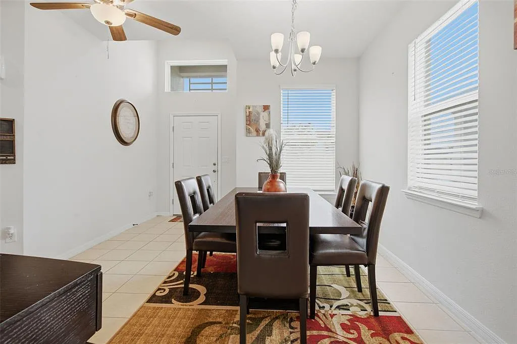 3 bed, 2.0 bath, 1542 sqft, $1,850 — Photo 4