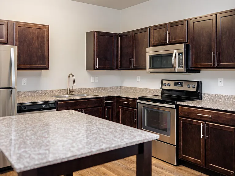 Kascade Place Apartments — Photo 81