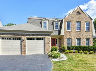 2059 Woodford Rd, Vienna, VA 22182