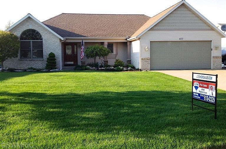 1st image of 1677 Mayflower Dr SW