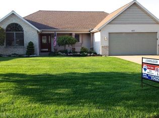 1677 Mayflower Dr SW, Wyoming, MI 49519