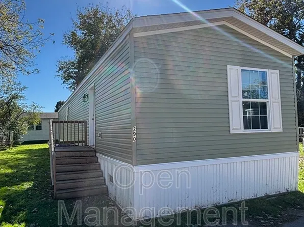 290 Kathy Cir, Jackson, MI 49202