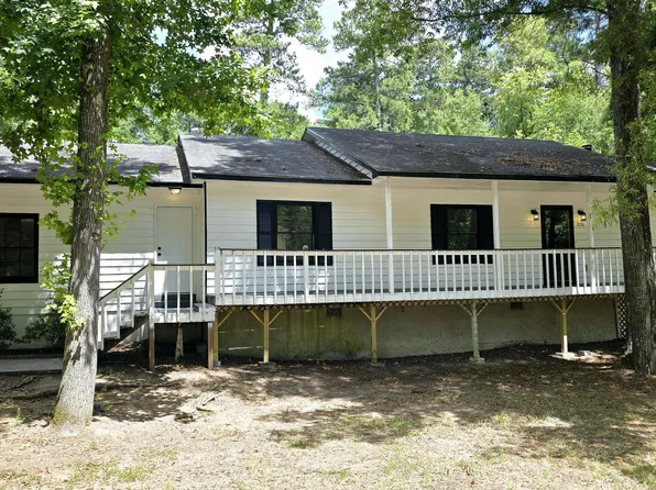 206 Edgewater Dr, Macon, GA 31220