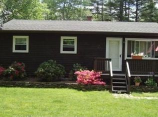 91 Ludlow St, Belchertown, MA 01007