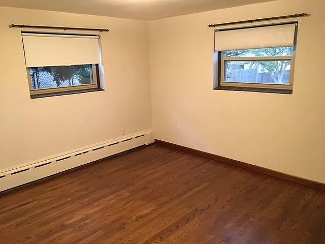 255 Harbor St — Photo 12