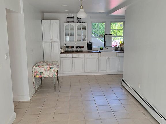 2nd image of 1012 Stewart Ave