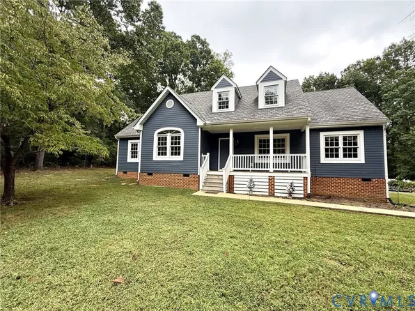 3559 Oxford Dr, Sutherland, VA 23885