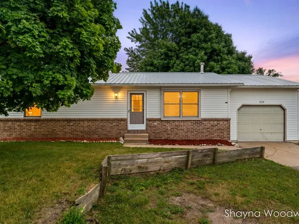 925 N Wilson St, Hastings, MI 49058