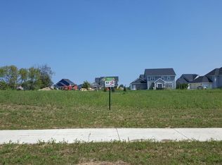 W80N434 Prairie View Rd, Cedarburg, WI 53012