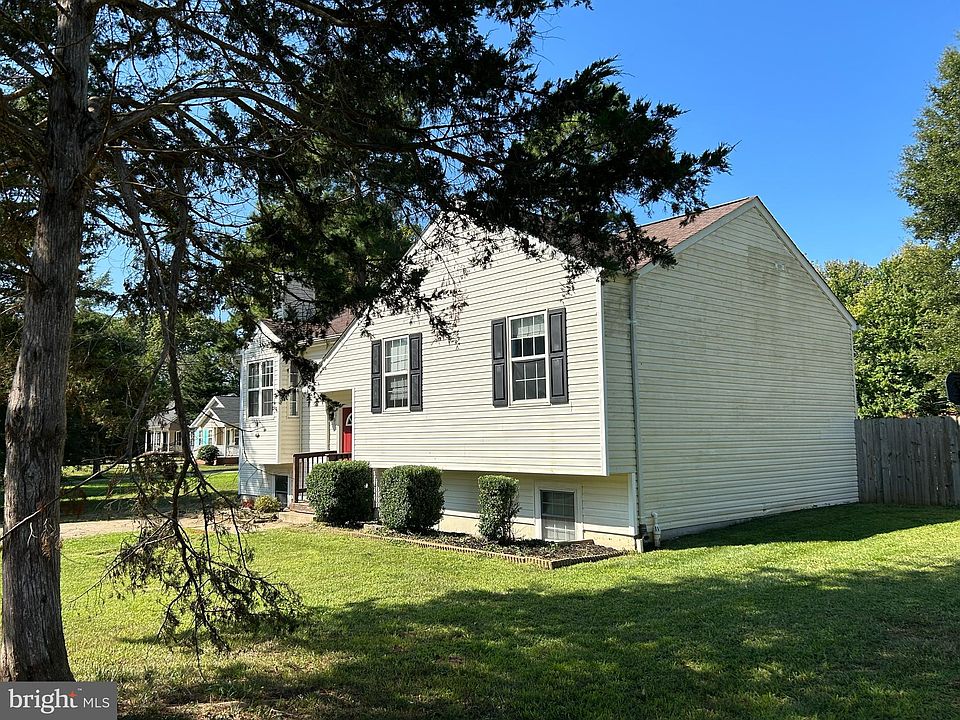 2nd image of 225 Marday Dr