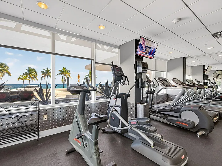 209 N Fort Lauderdale Beach Blvd #8A — Photo 65