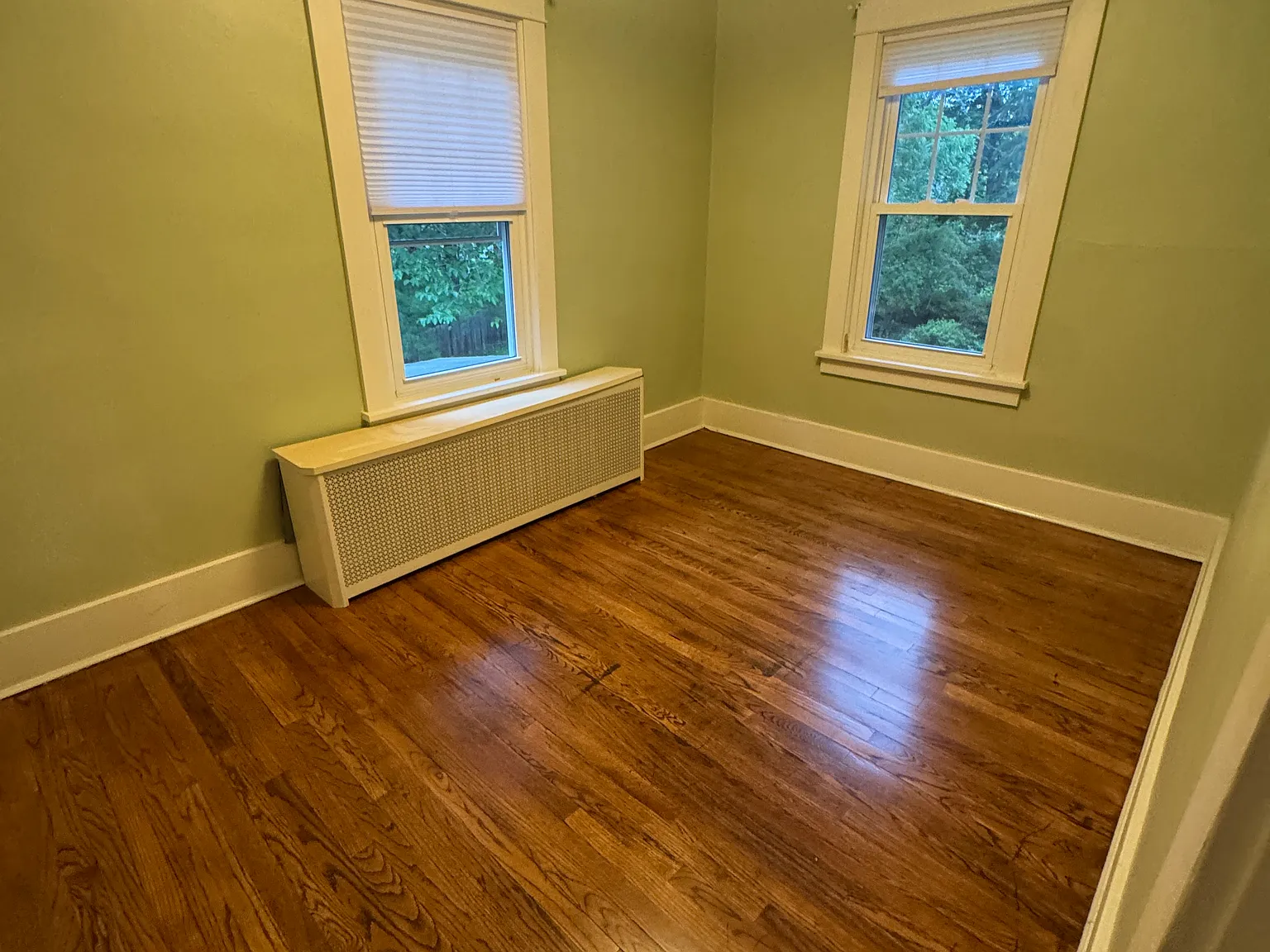 4 bed, 2.5 bath, 2719 sqft, $3,250 — Photo 2