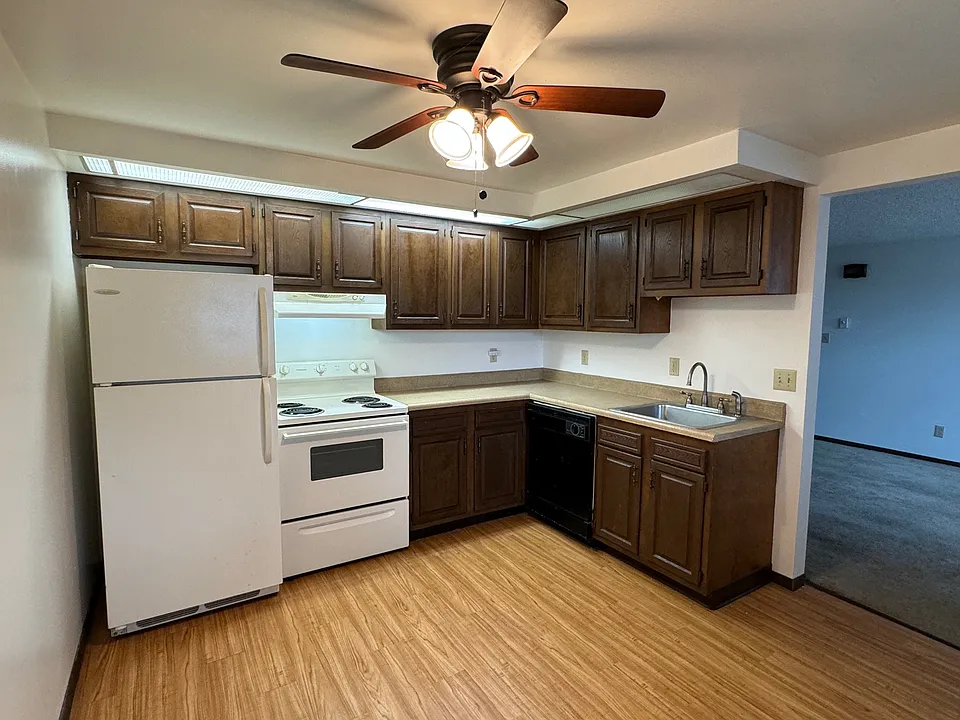 25 Barton Ct #2