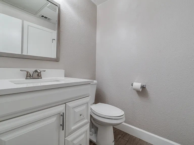 4040 Avondale Ave #402 — Photo 10