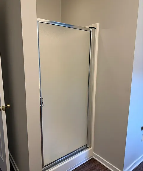 Primary shower
