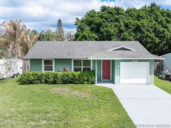 3143 SE Banyan St, Stuart, FL 34997