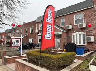 5636 206th St, Flushing, NY 11364