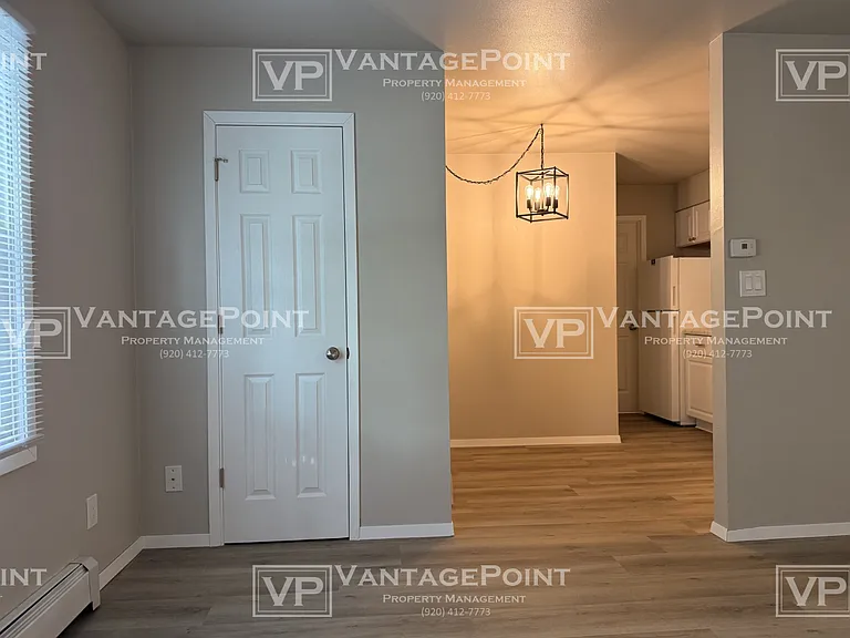 2120 Van Deuren St #C — Photo 5