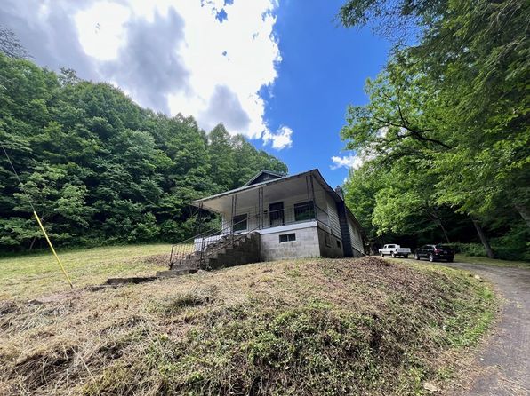 66 Johnson Rd, Jenkins, KY 41537
