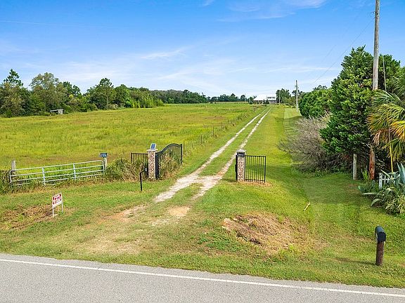 Access from main road