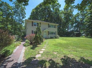 238A Thompson Pl, Huntington Station, NY 11746
