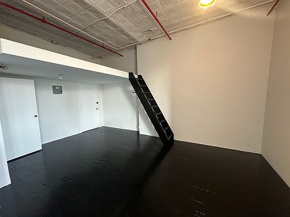 2nd image of 248 McKibbin St #2N