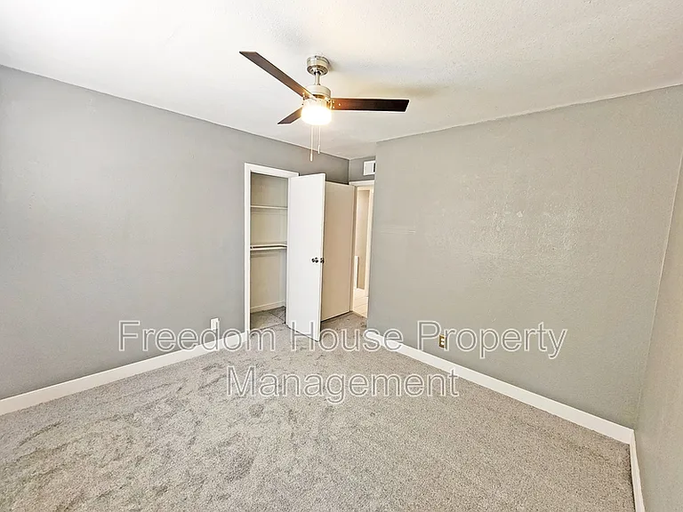 5409 Mountain View Dr — Photo 16