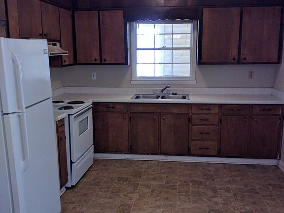5th image of 3605 Squaw Valley Dr SW