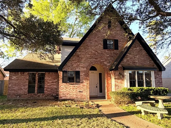 3800 September Dr, Baytown, TX 77521