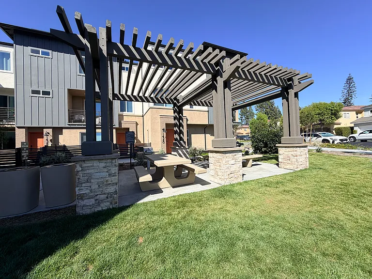 14008 Lilah Ln — Photo 10