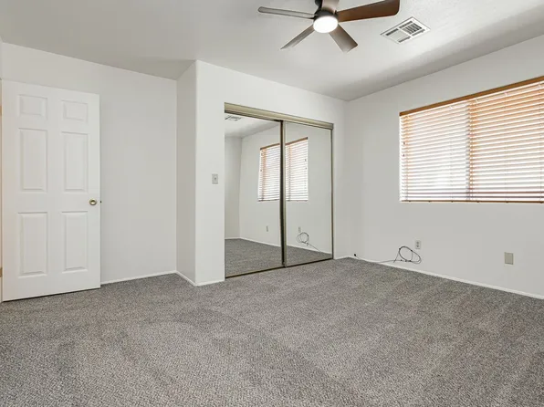 1440 Ogallala St, Pahrump, NV