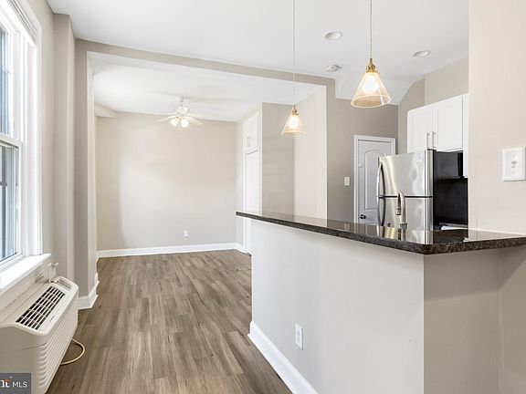 2nd image of 3127 Cedar St #1R