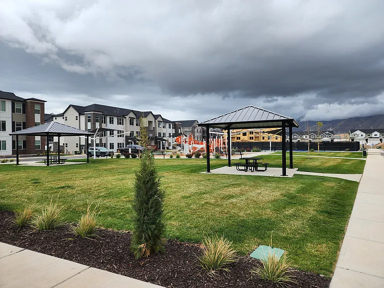 4735 S Alder Dr #F204 — Photo 23