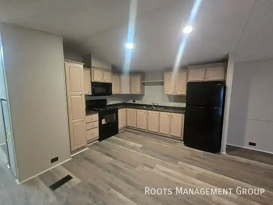 3 Bed 2 Bath Home Available for Lease at Shady Acres MH & RV Resort - Apply Now! — Photo 3