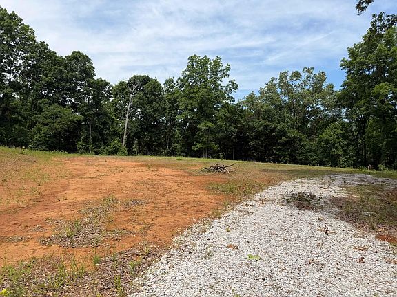5th image of 518 Walls Valley Dr
