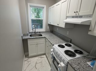3 Nelson St #1W, New Bedford, MA 02744