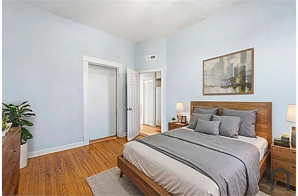Building Photo - 1637 S Saint Louis Ave #3