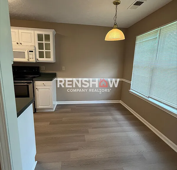 194 Pennington Pl — Photo 8