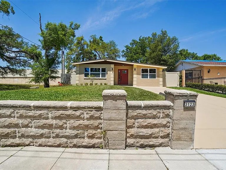 3123 W La Salle St — Photo 41