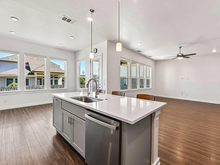 1209 Willie Ranch Way — Photo 10